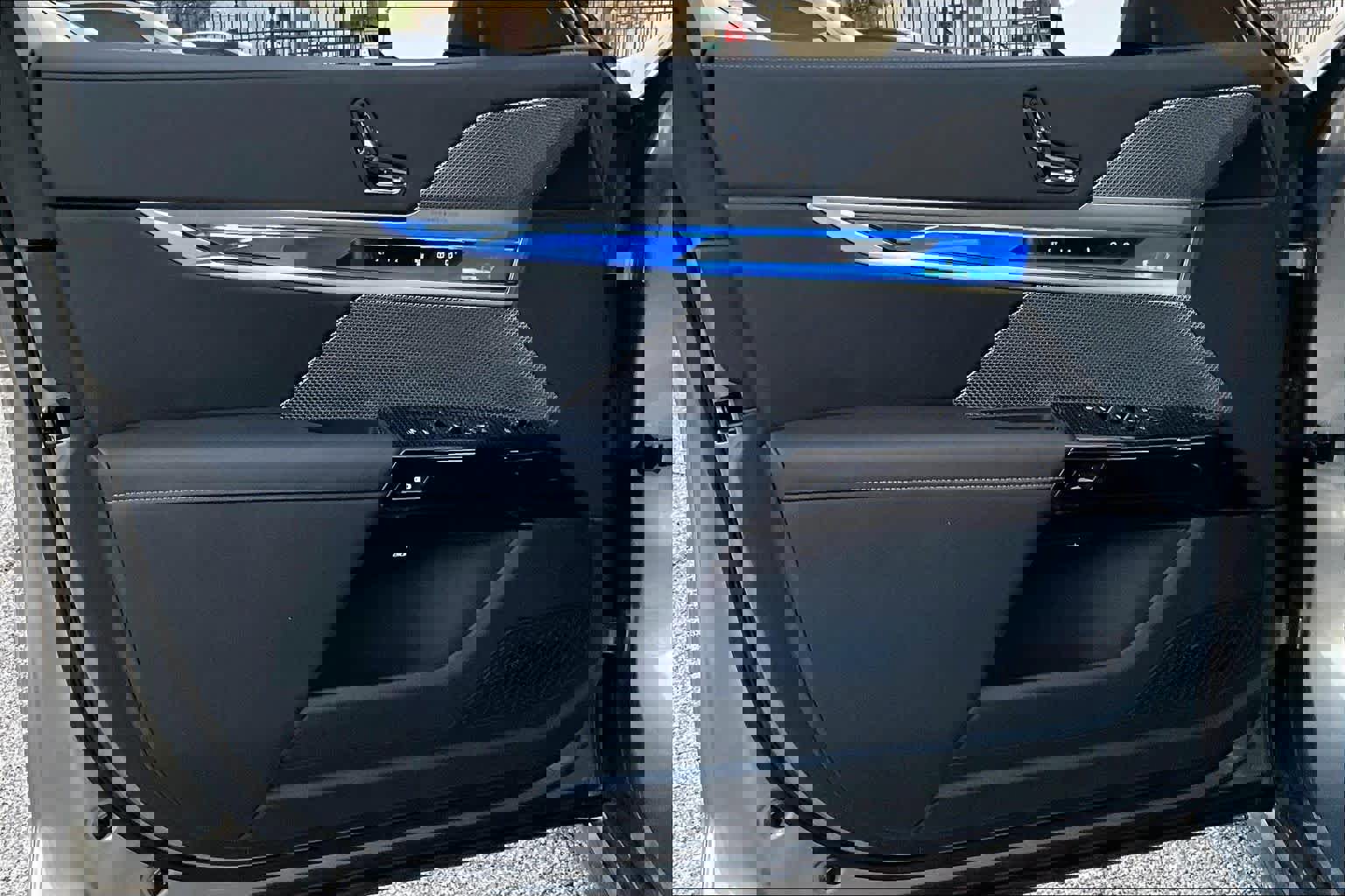 Used 2025 BMW i7 xDrive60 image 20