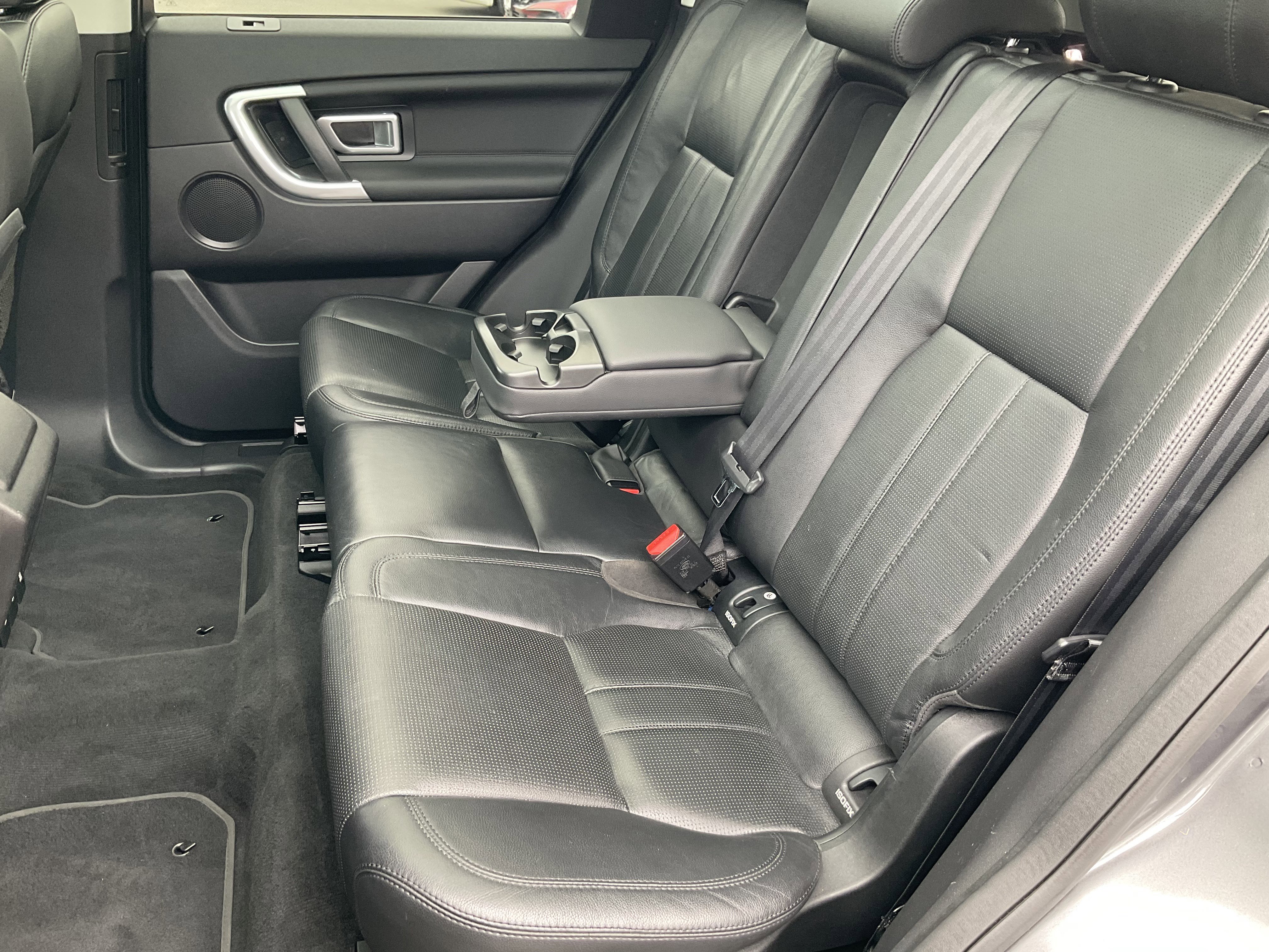 Used 2016 Land Rover Discovery Sport HSE AWD/4WD image 42