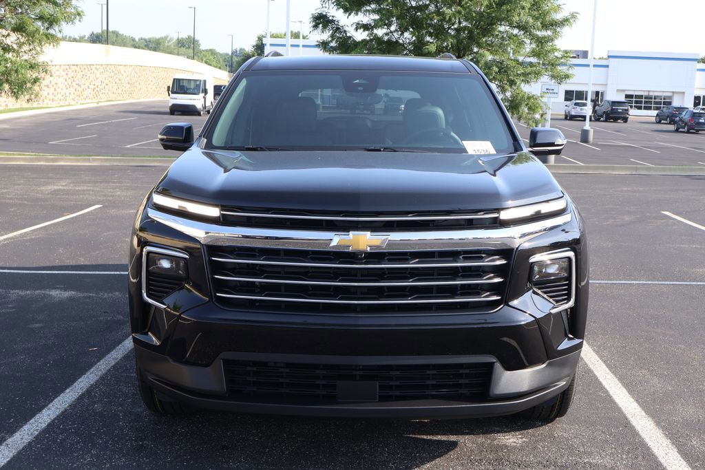 New 2026 Chevrolet Traverse LT w/ Driver Confidence Package image 2