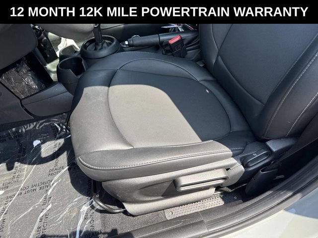 Used 2022 MINI Cooper 4-Door Hardtop FWD image 15