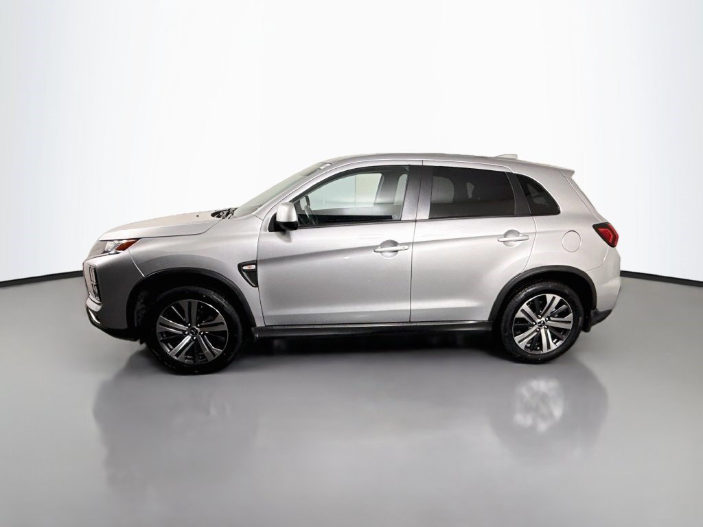 Used 2025 Mitsubishi Outlander Sport AWD image 6