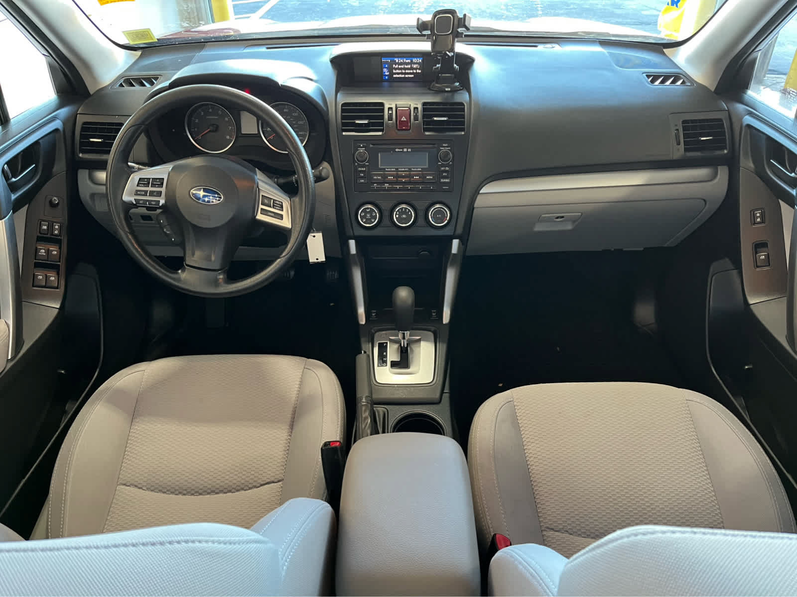 Used 2015 Subaru Forester 2.5i Premium w/ All-Weather Package AWD/4WD image 10