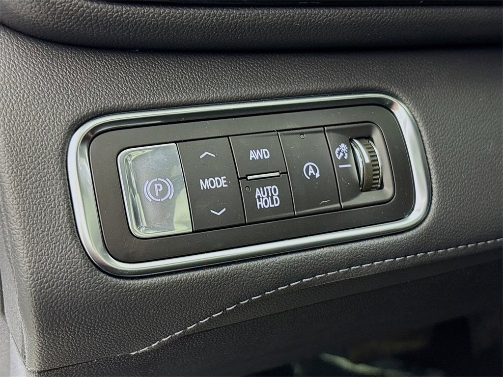 New 2026 Buick Enclave Avenir image 10