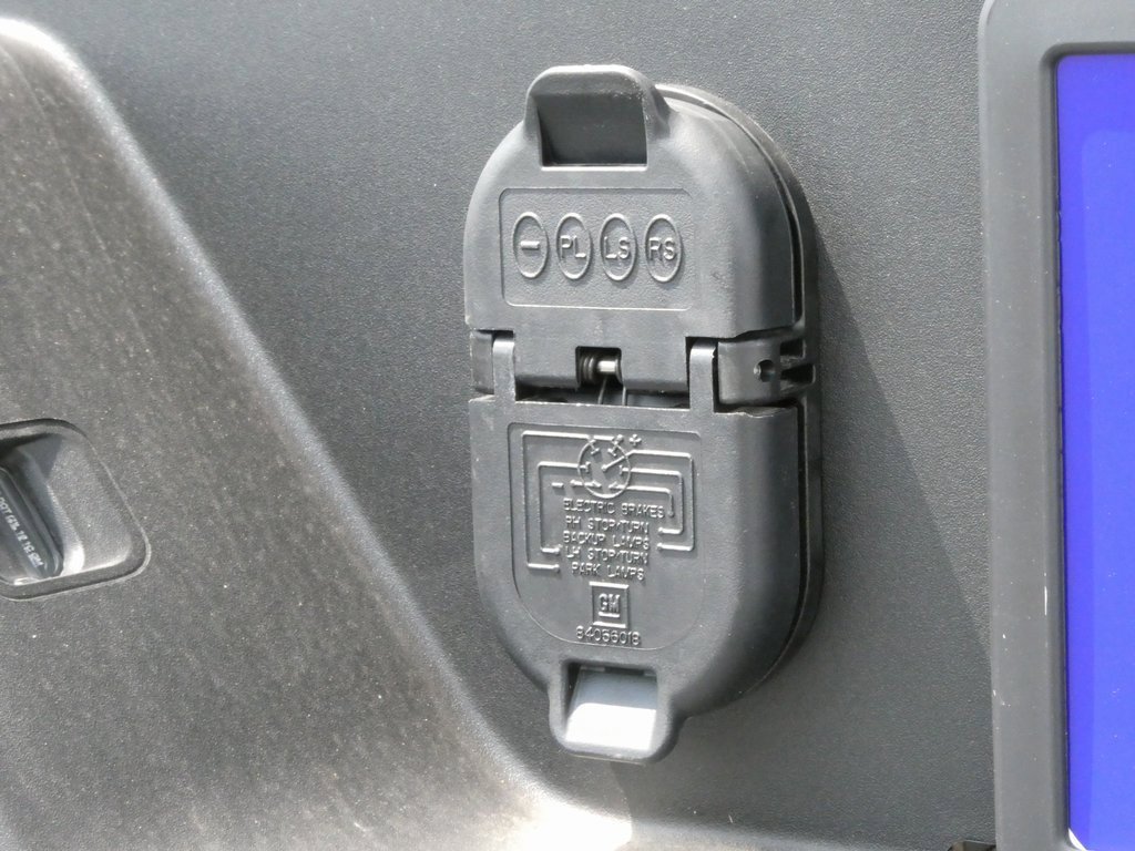 New 2025 GMC Sierra 2500 Pro w/ 1SA Pro Safety Plus Package image 28