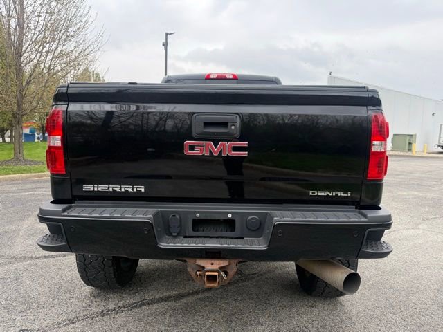 Used 2018 GMC Sierra 2500 Denali w/ Duramax Plus Package AWD/4WD image 6