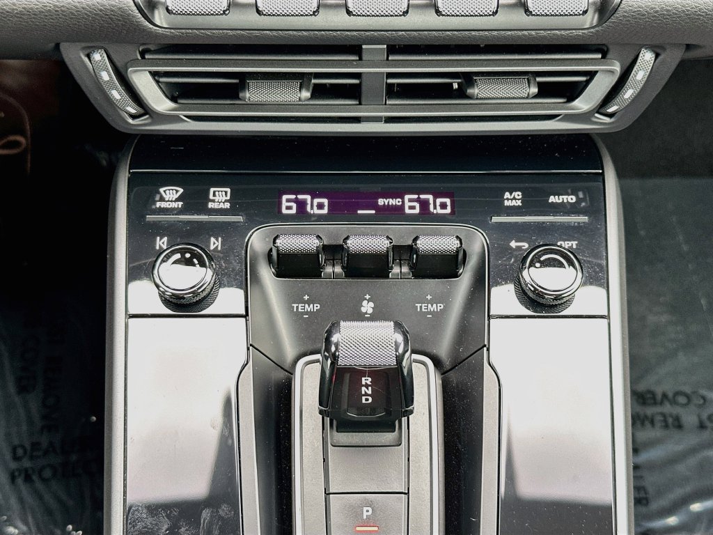 Certified 2020 Porsche 911 Carrera 4S AWD/4WD image 18