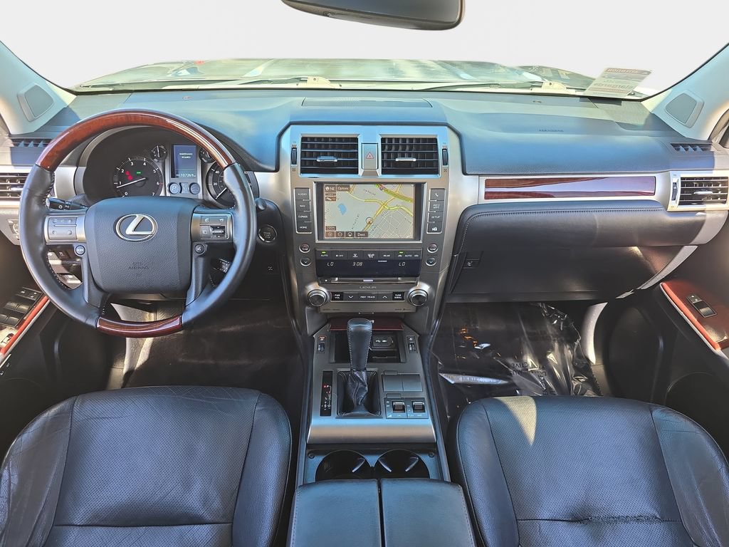 Used 2016 Lexus GX 460 w/ Premium Package AWD/4WD image 10