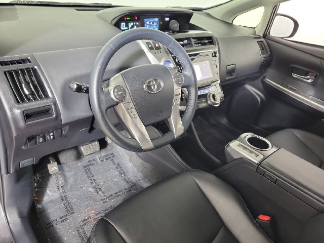 Used 2015 Toyota Prius V Four FWD image 18
