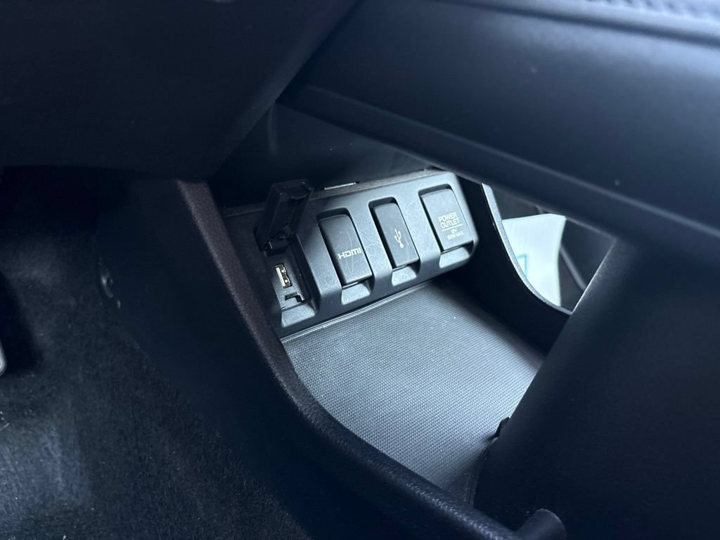 Used 2018 Honda HR-V EX image 26