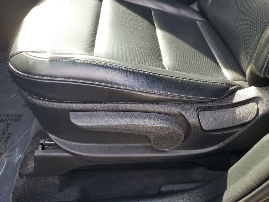 Used 2022 Kia Telluride LX image 21