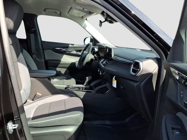 New 2026 Chevrolet TrailBlazer LT w/ Midnight Edition FWD image 10