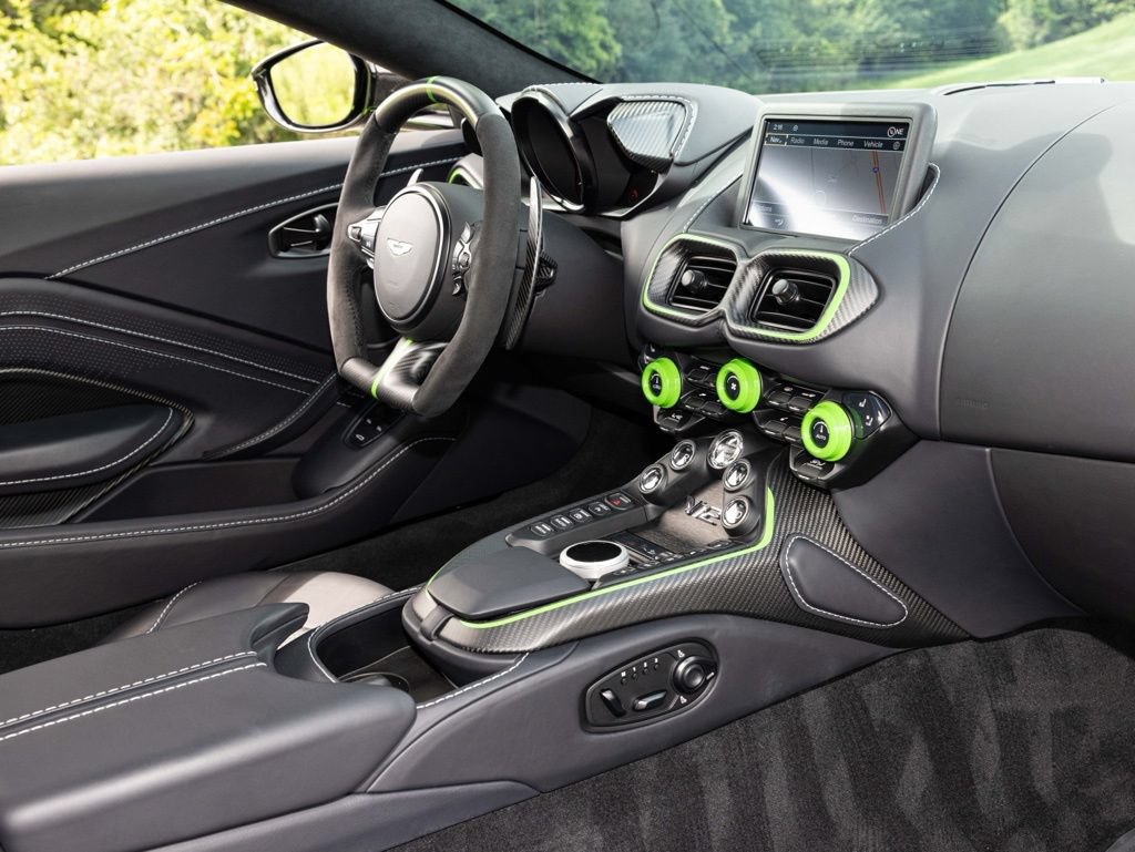 Used 2023 Aston Martin V12 Vantage RWD image 56