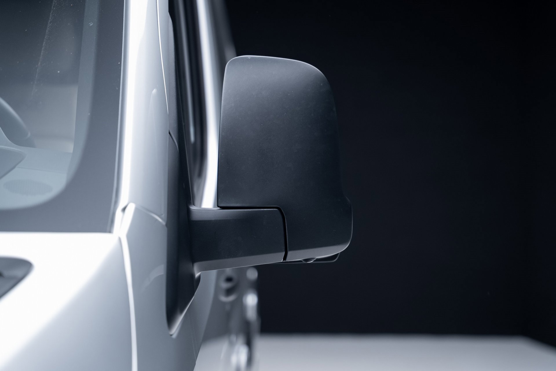 Used 2022 Mercedes-Benz Sprinter 144 Cargo image 16