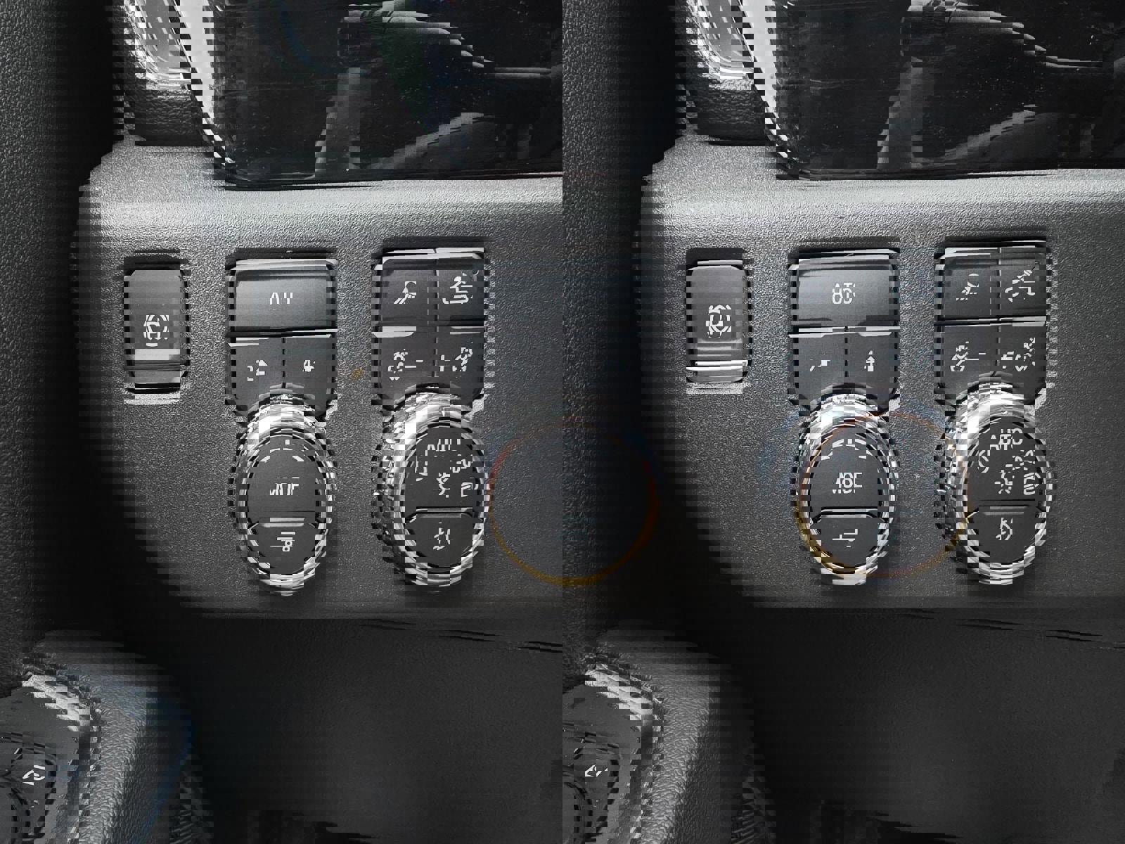 Used 2024 GMC Sierra 1500 SLT image 20