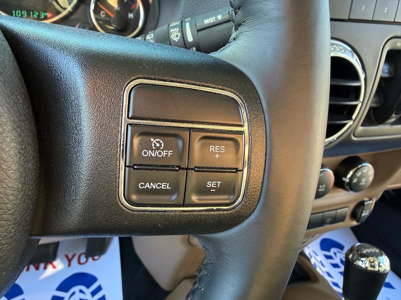 Used 2018 Jeep Wrangler Unlimited Rubicon w/ Connectivity Group AWD/4WD image 21