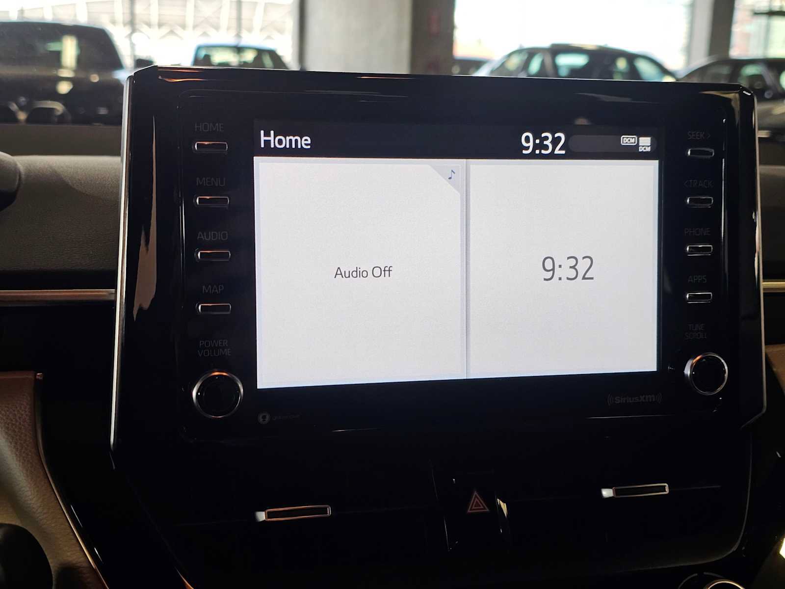 Used 2021 Toyota Corolla SE FWD image 14