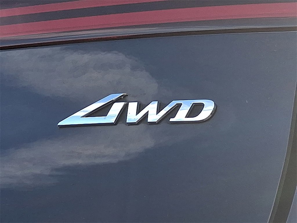 Used 2023 Genesis GV70 2.5T w/ Sport Prestige Package image 35