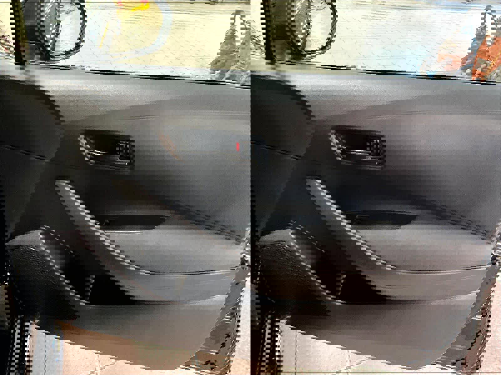 Used 2023 Toyota Corolla LE image 12