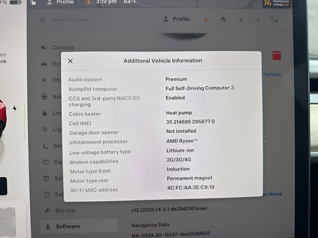 Used 2022 Tesla Model Y Long Range image 24