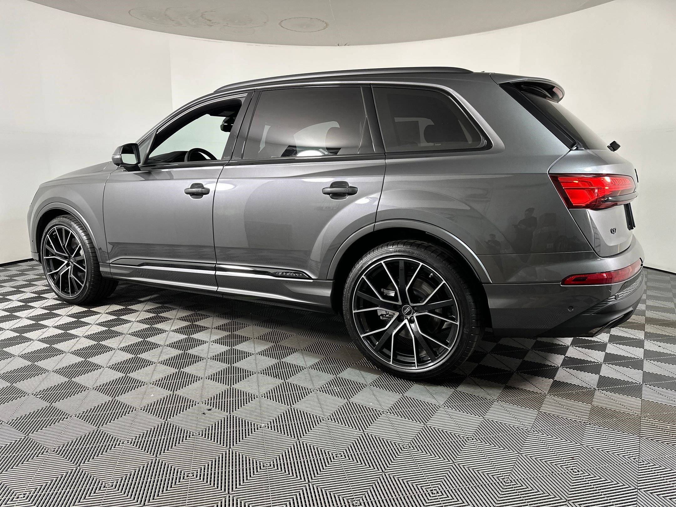 New 2025 Audi Q7 3.0T Premium Plus image 2