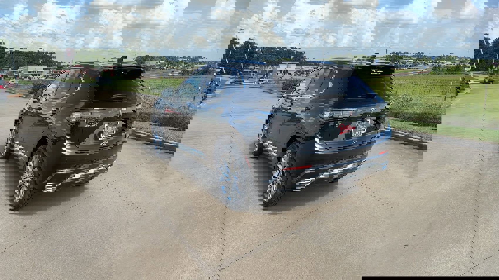 New 2025 Buick Envision Avenir image 6