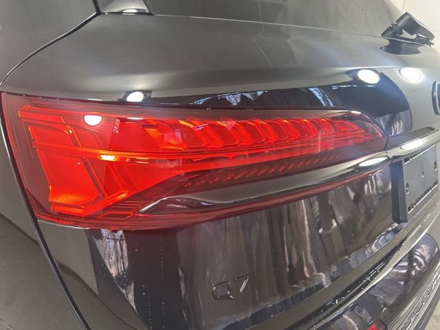 New 2026 Audi Q7 3.0T Premium Plus image 11