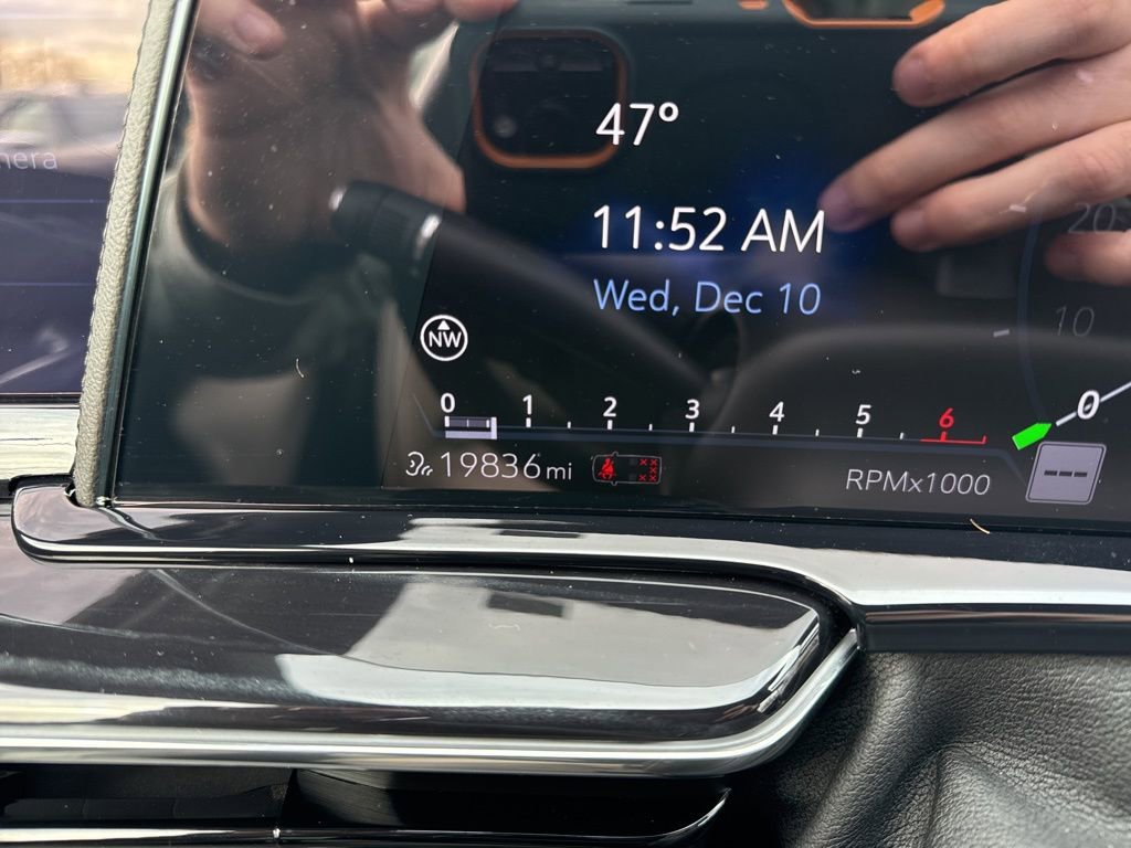 Used 2023 Cadillac Escalade Sport image 28