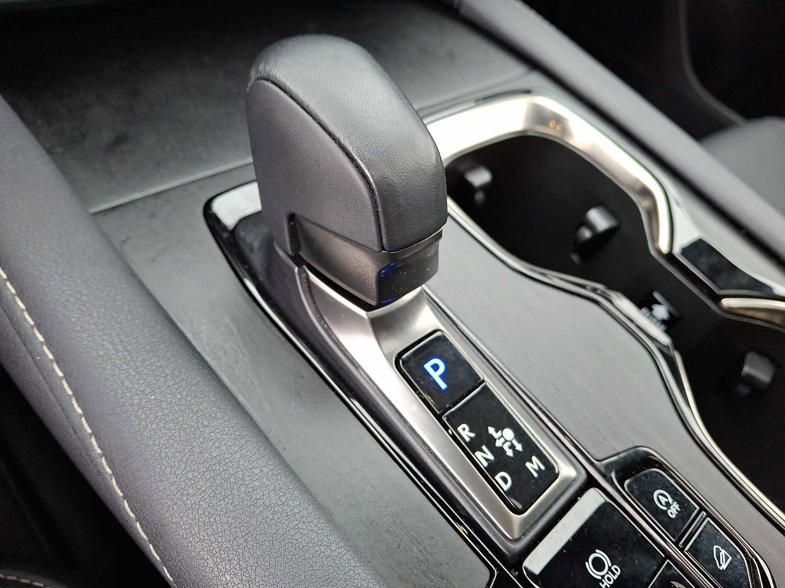 Used 2023 Lexus RX 350 Premium w/ Accessory Package (Z1) image 12