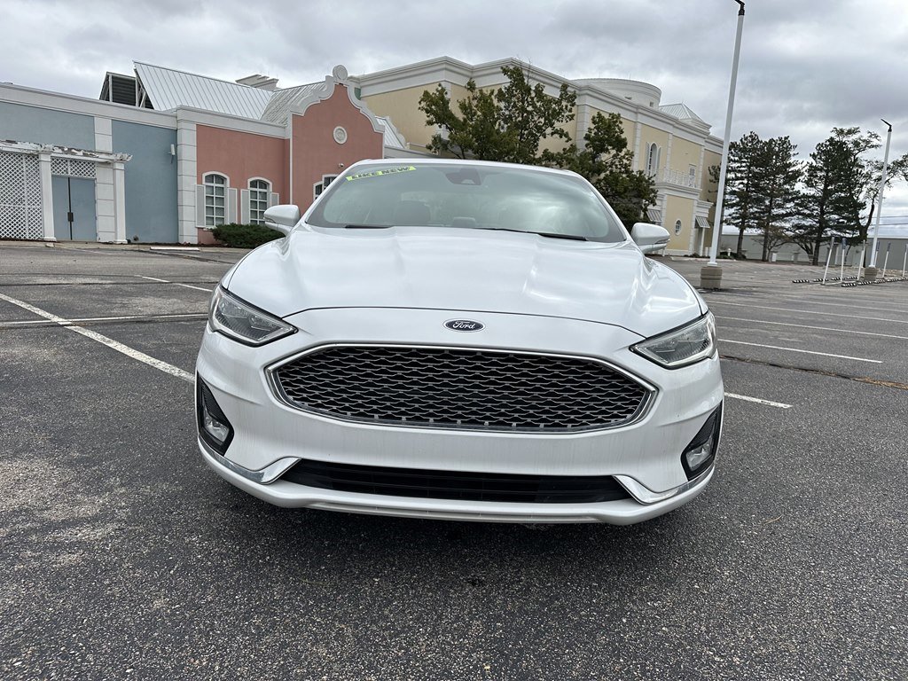 Used 2019 Ford Fusion Titanium image 2