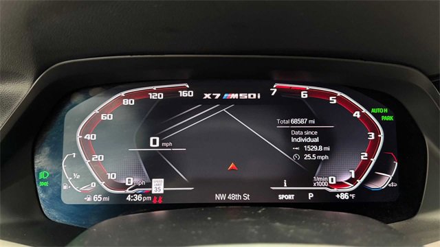 Used 2020 BMW X7 M50i w/ Executive Package image 26