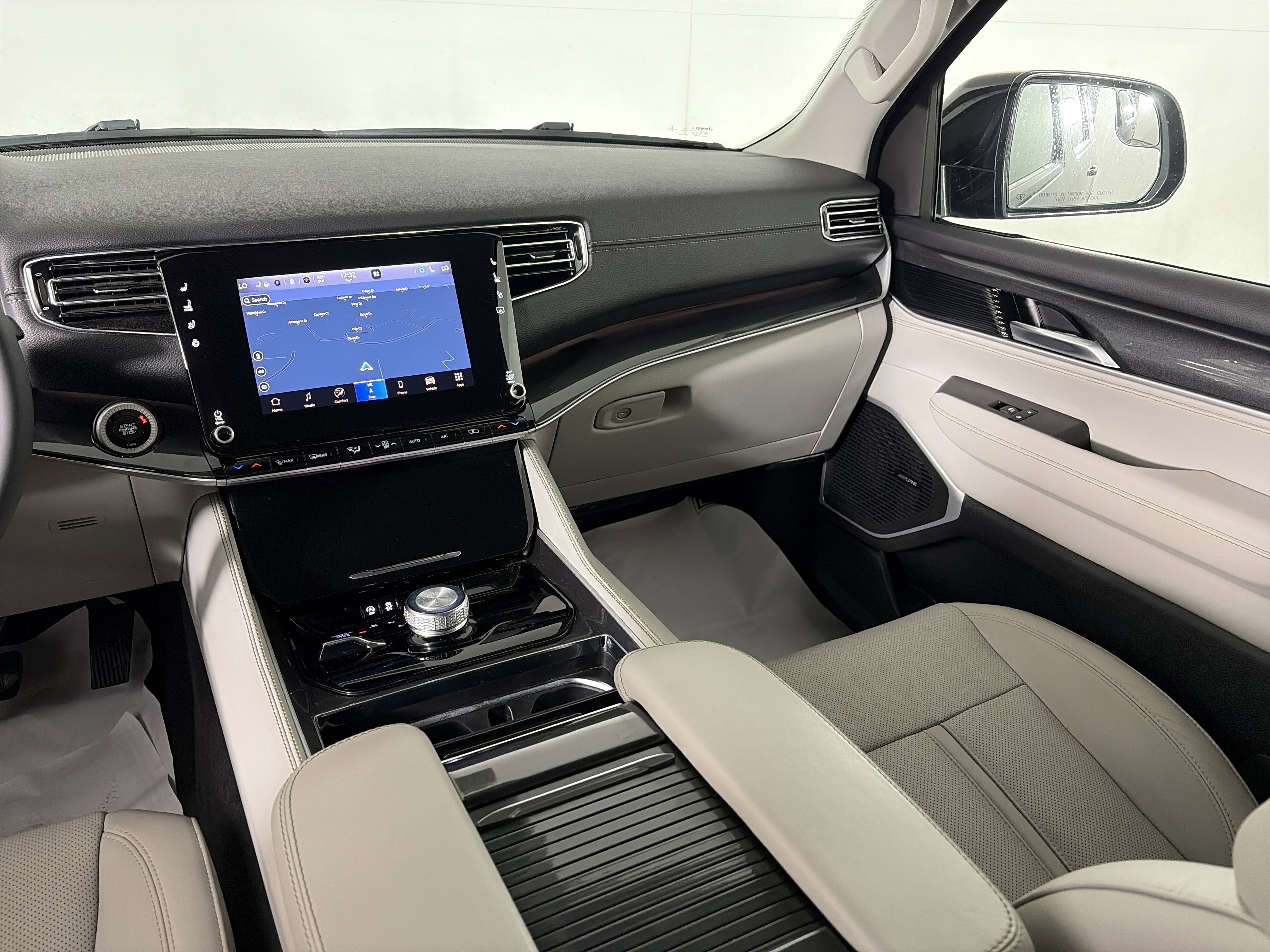 Used 2022 Jeep Wagoneer Series I image 42