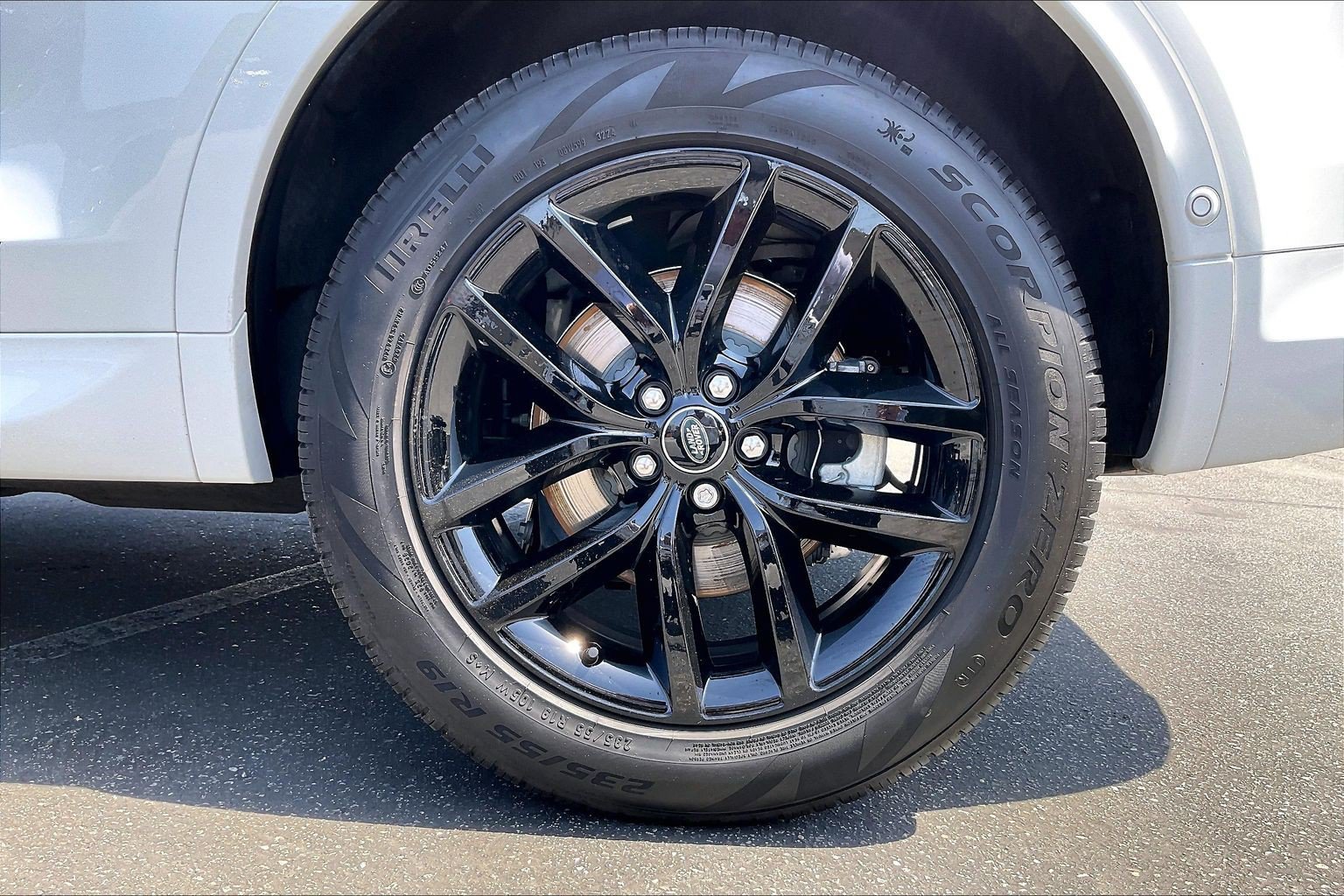 Certified 2025 Land Rover Discovery Sport S AWD/4WD image 10