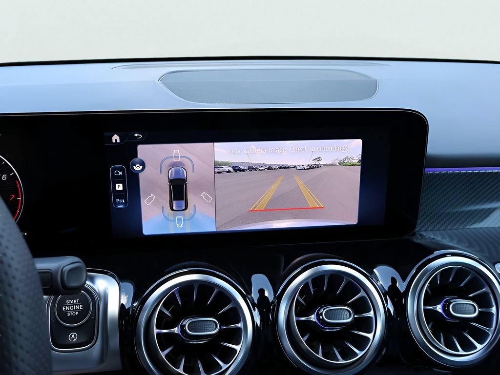 New 2026 Mercedes-Benz GLB 250 4MATIC image 24