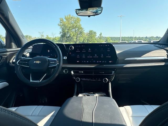 Used 2026 Chevrolet Traverse High Country AWD/4WD image 42