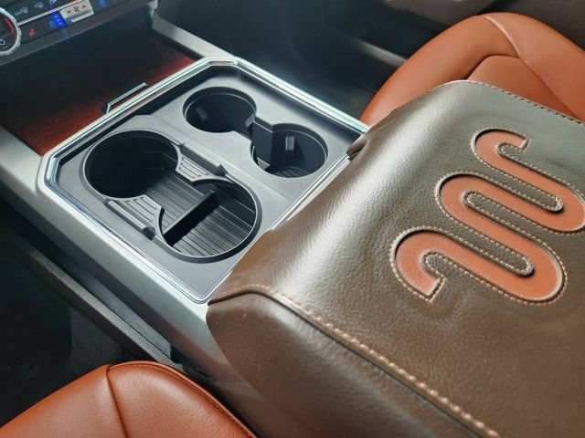 Used 2022 Ford F250 King Ranch w/ King Ranch Ultimate Package AWD/4WD image 18