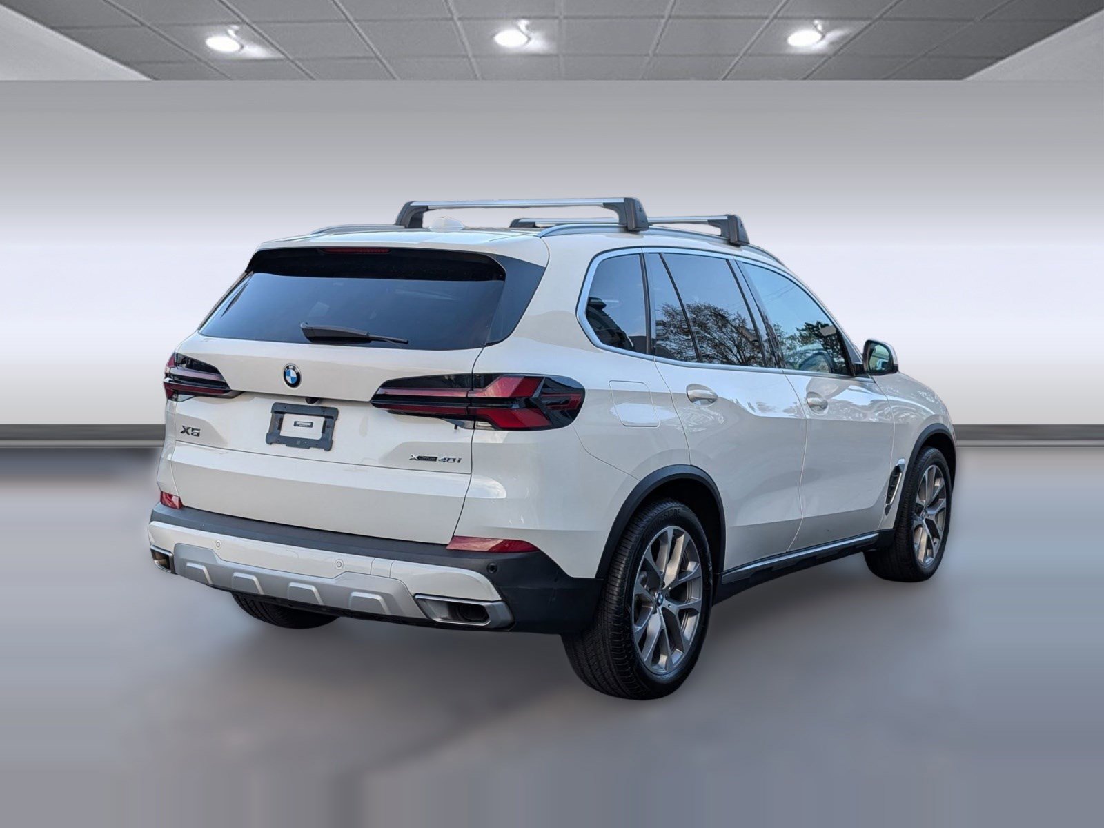 Certified 2024 BMW X5 xDrive40i w/ Parking Assistance Package image 9