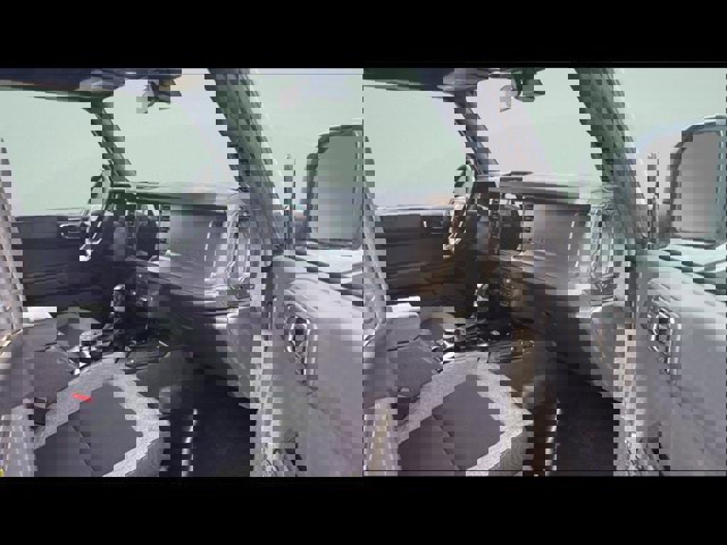 Used 2025 Ford Bronco Big Bend image 19