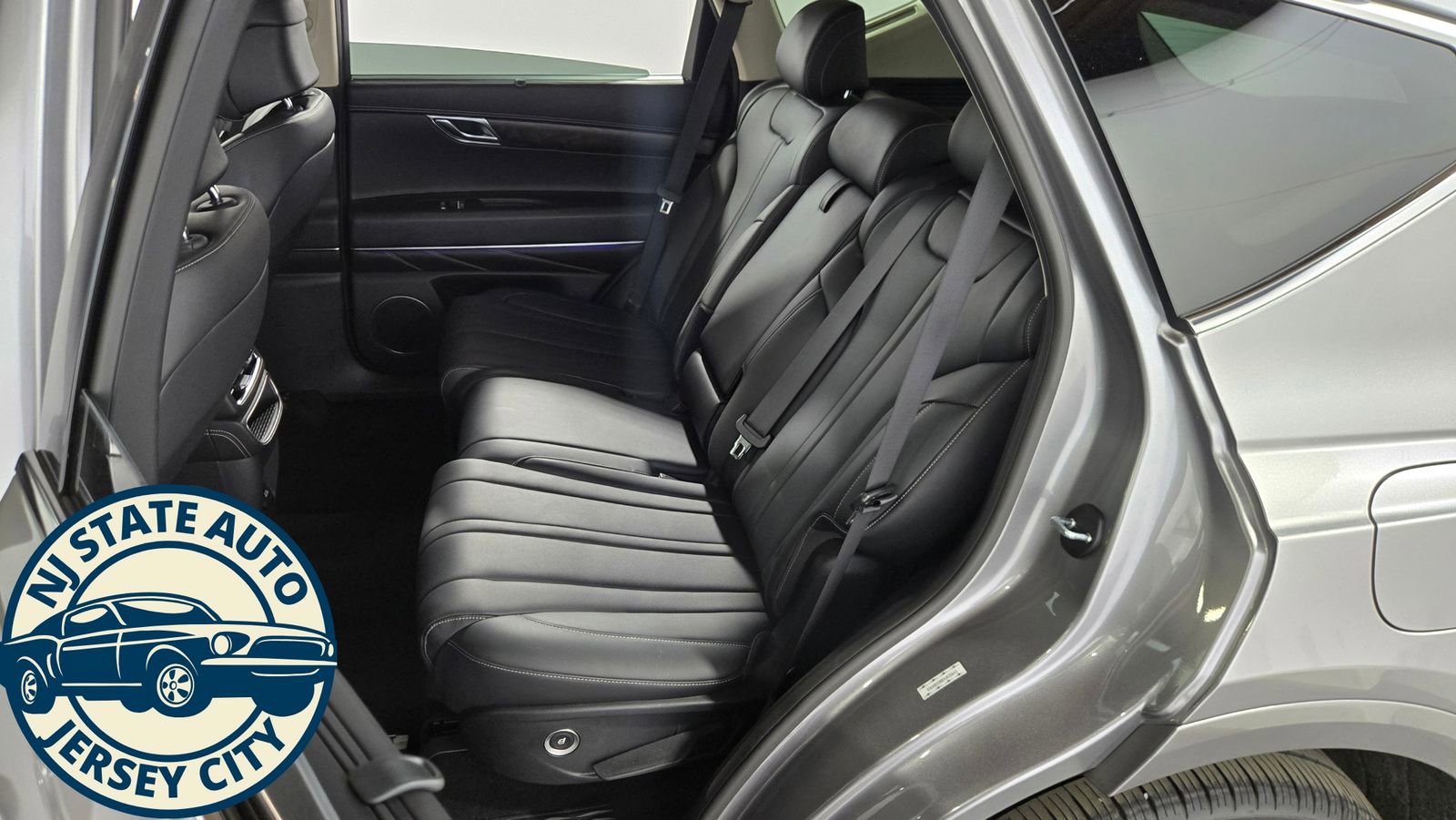 Used 2021 Genesis GV80 2.5T image 29