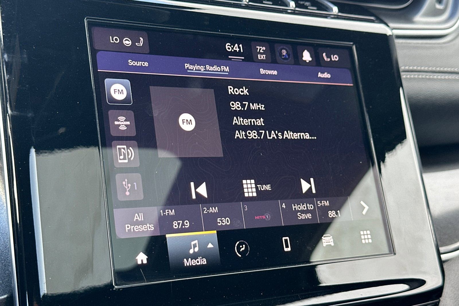 Used 2022 Jeep Grand Cherokee Altitude AWD/4WD image 19