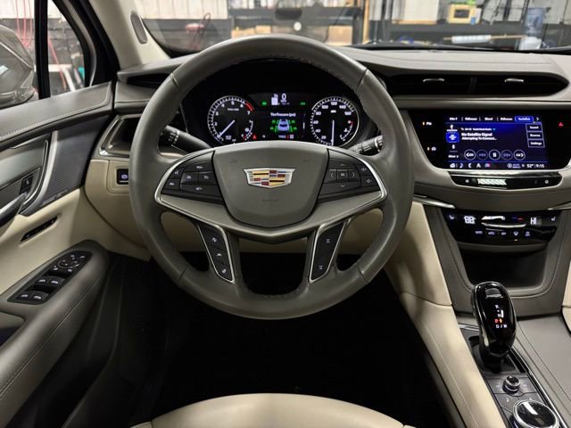 Used 2023 Cadillac XT5 Premium Luxury image 25