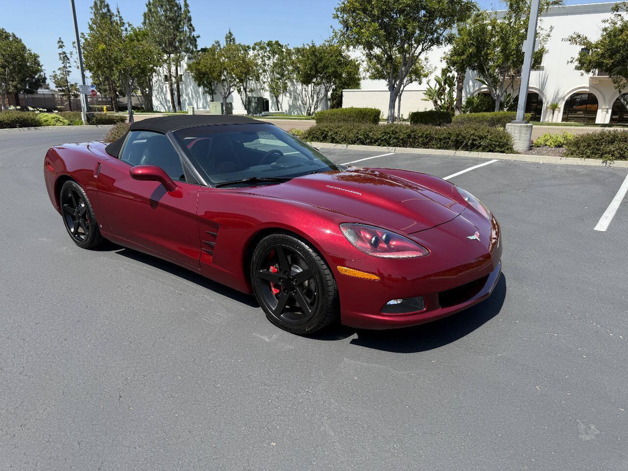 Used 2006 Chevrolet Corvette Convertible w/ Preferred Equipment Group RWD image 4