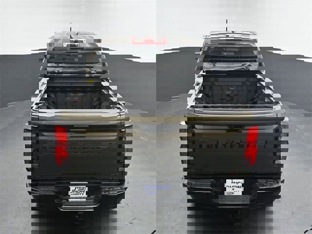 Used 2025 Chevrolet Colorado ZR2 w/ Technology Package image 21