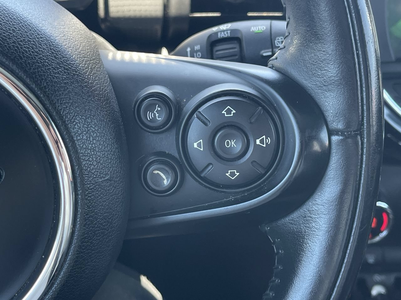 Used 2019 MINI Cooper 4-Door Hardtop FWD image 27