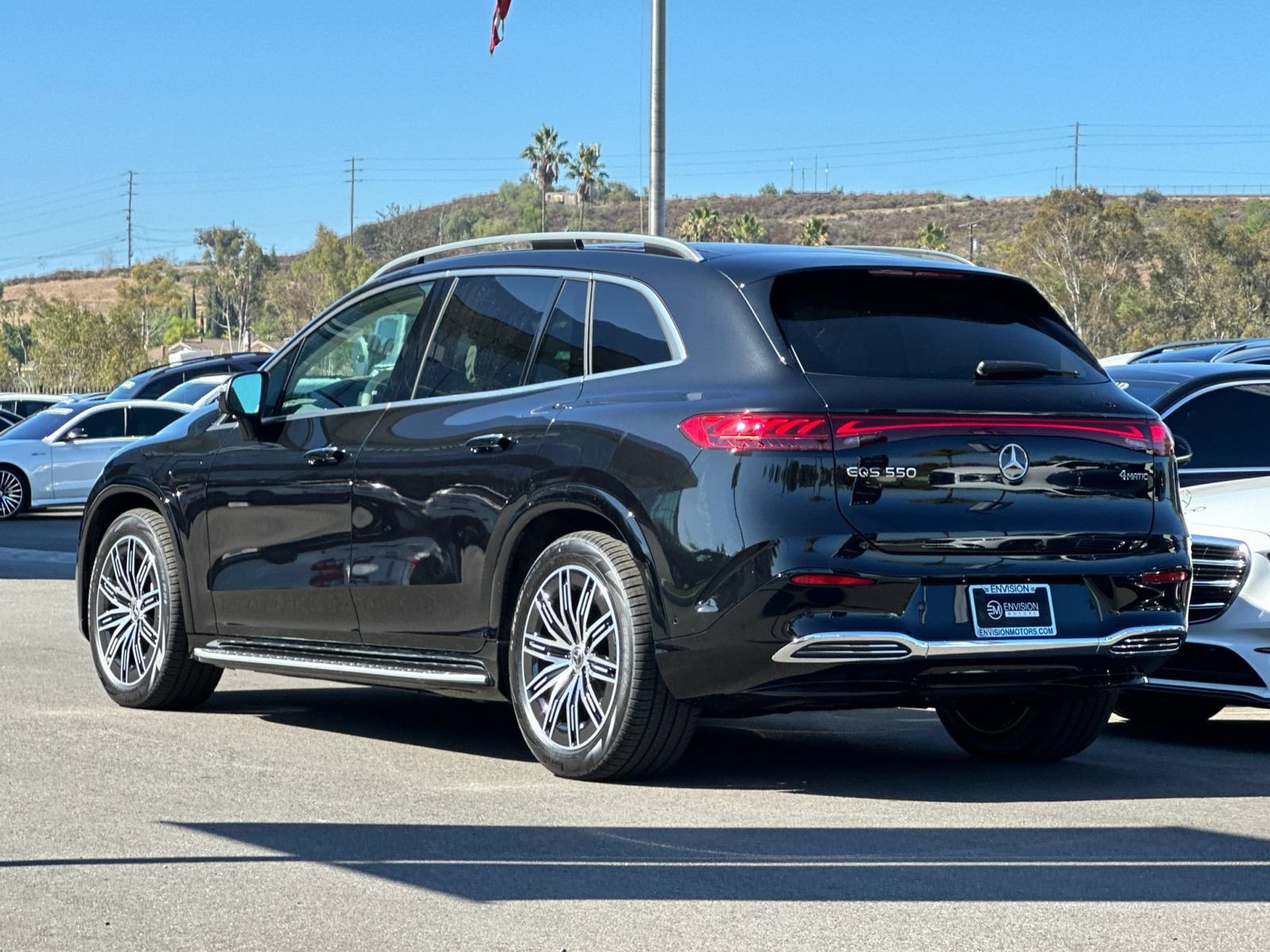 New 2026 Mercedes-Benz EQS 550 4MATIC SUV image 5