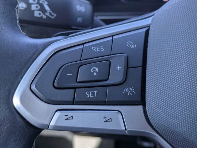 Used 2026 Volkswagen Atlas Cross Sport SE FWD image 24