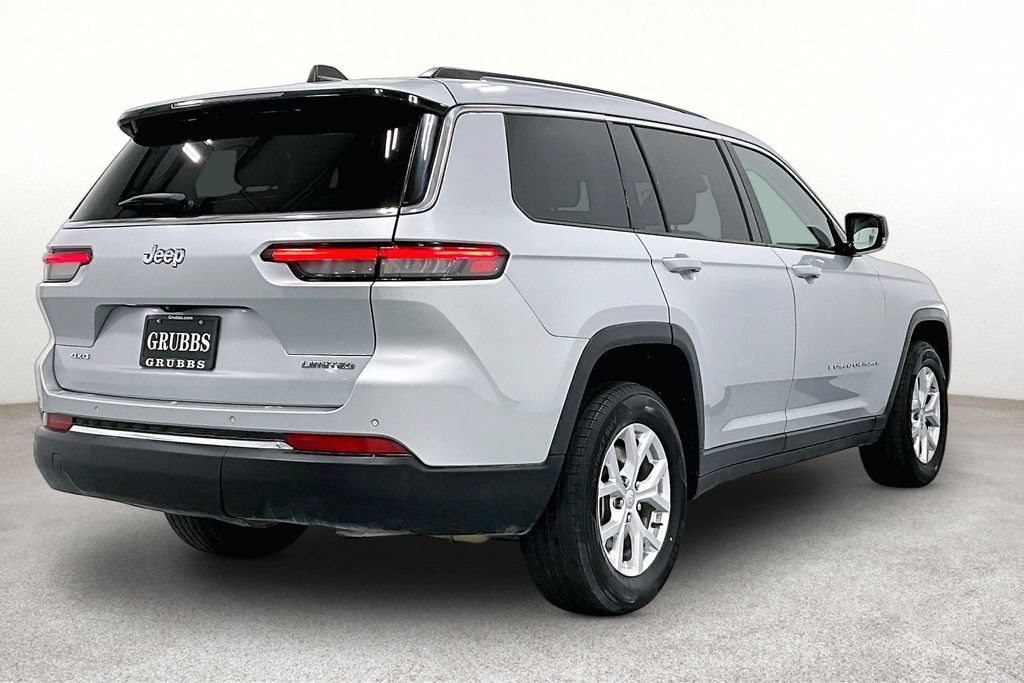 Used 2023 Jeep Grand Cherokee L Limited AWD/4WD image 2
