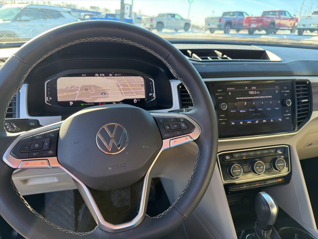Used 2022 Volkswagen Atlas SEL image 11