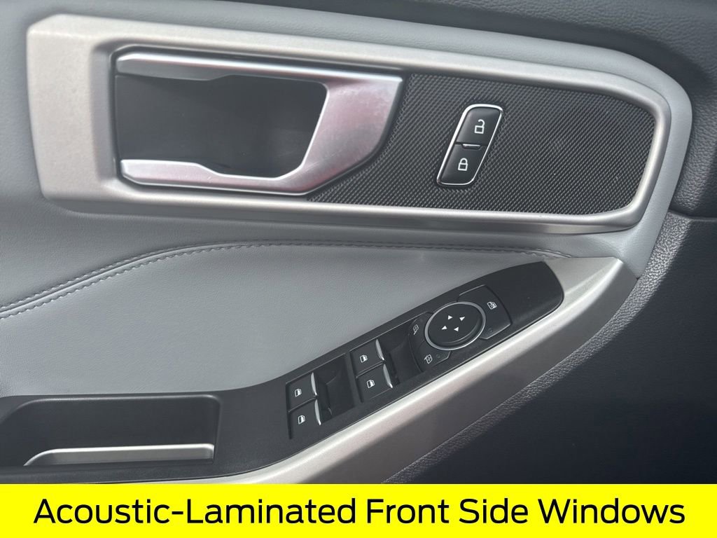 Certified 2022 Ford Explorer XLT w/ Equipment Group 202A image 18