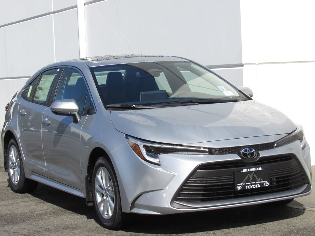 New 2026 Toyota Corolla XLE FWD image 2