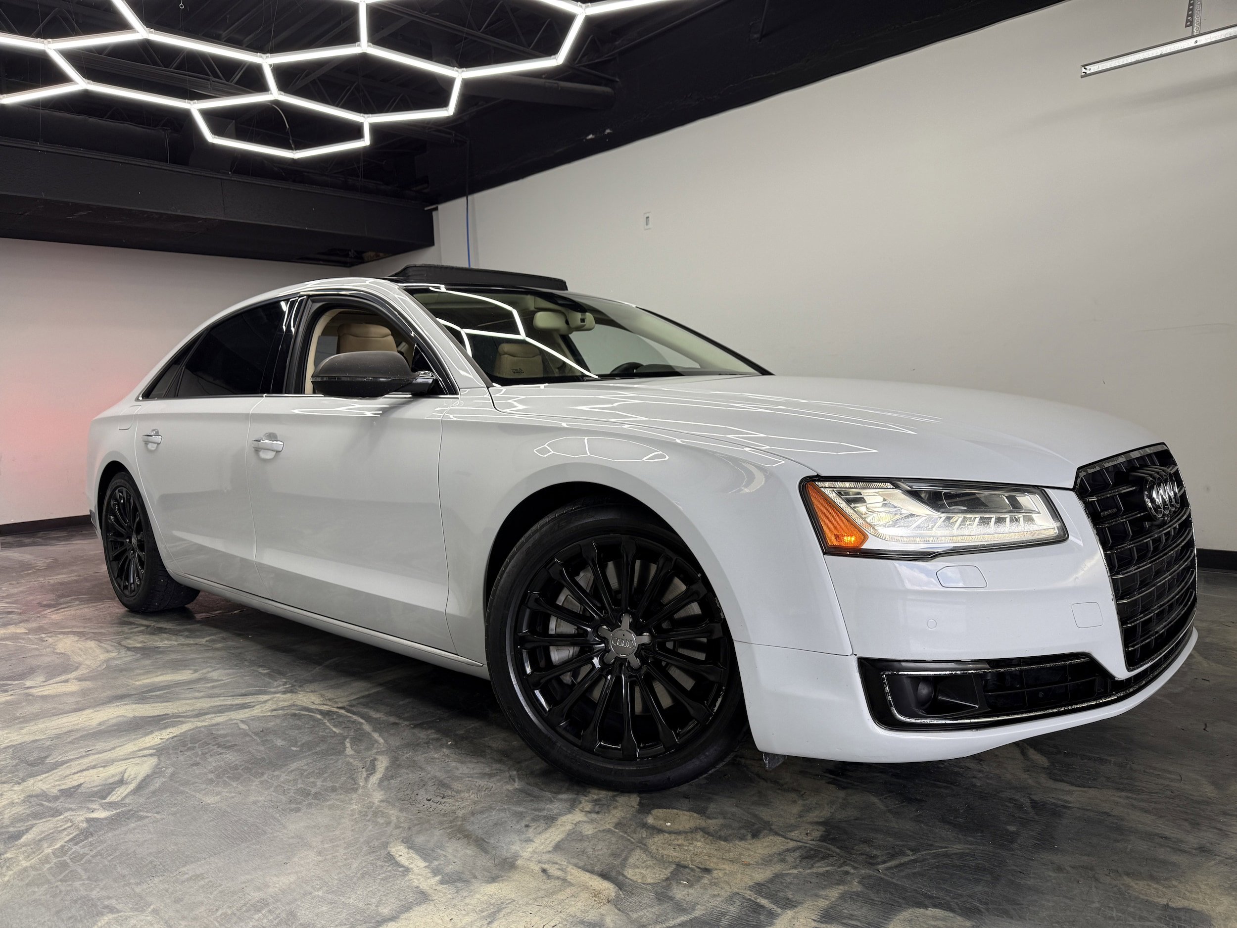 Used 2015 Audi A8 L 3.0T AWD/4WD image 6